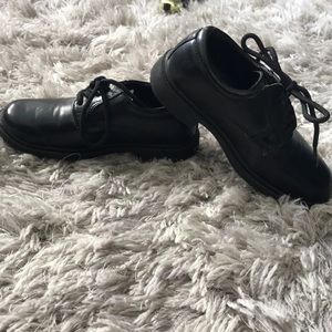 Stacy Adams boy’s black dress shoes